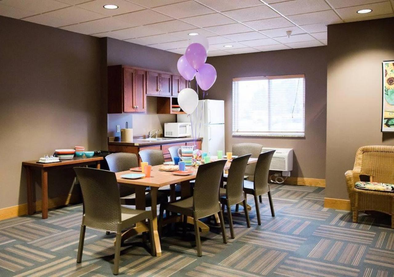 Timberlake Lodge Grand Rapids Extérieur photo