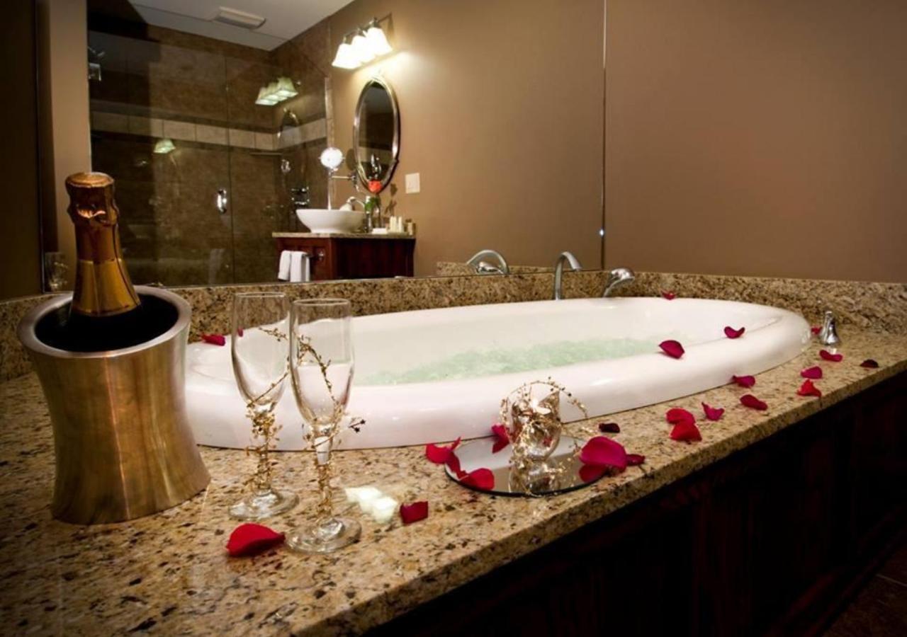 Timberlake Lodge Grand Rapids Extérieur photo