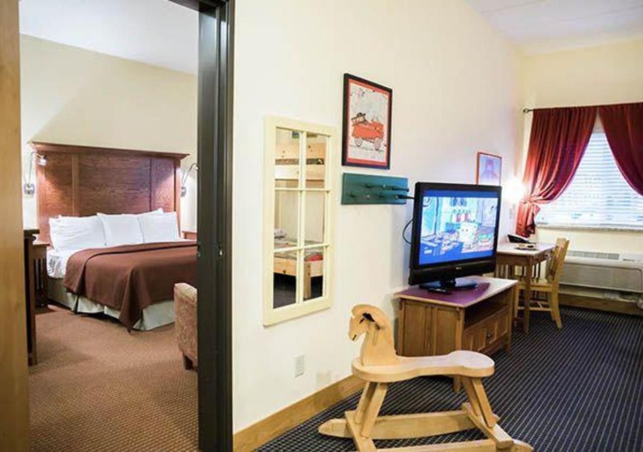 Timberlake Lodge Grand Rapids Extérieur photo