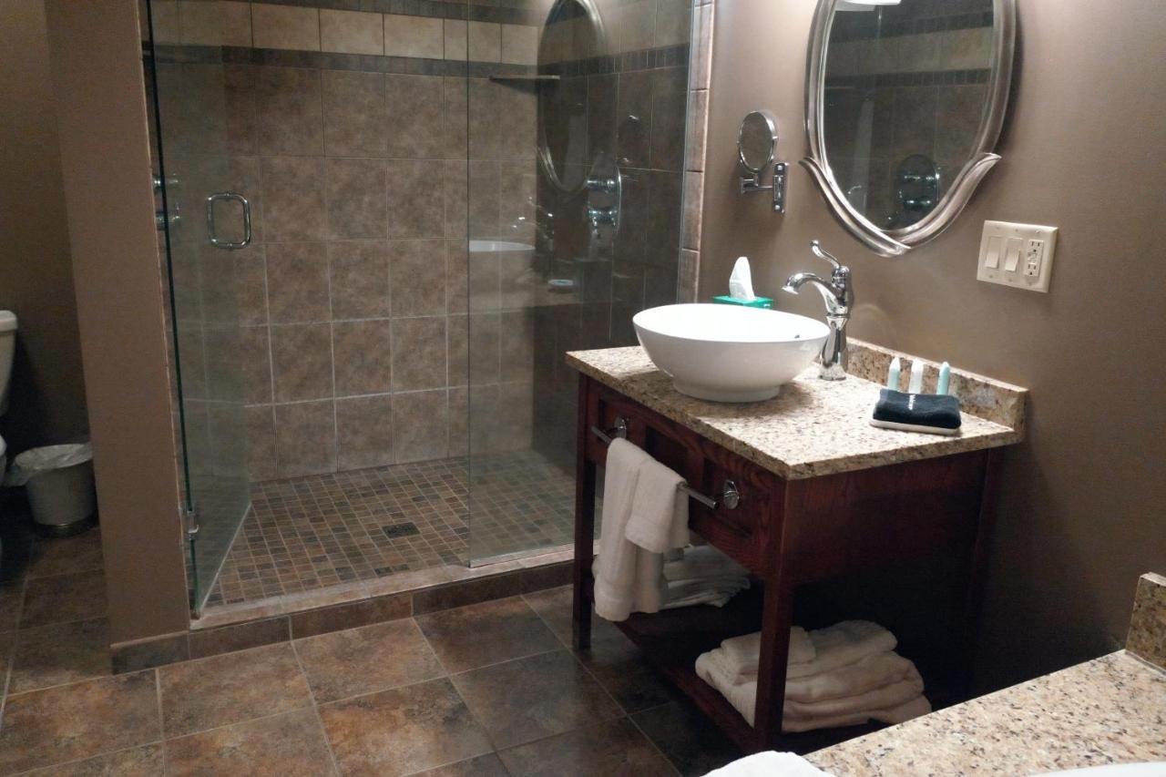 Timberlake Lodge Grand Rapids Extérieur photo